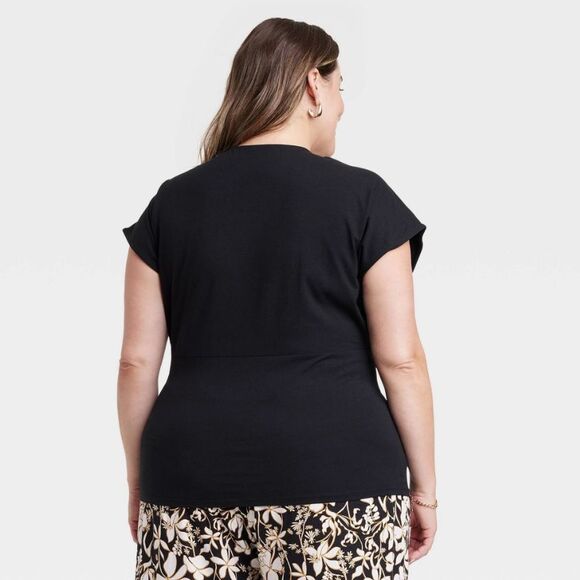 Women's Short Sleeve V-Neck Front Twist T-Shirt - Ava & Viv Black 4X - Picture 2 of 3